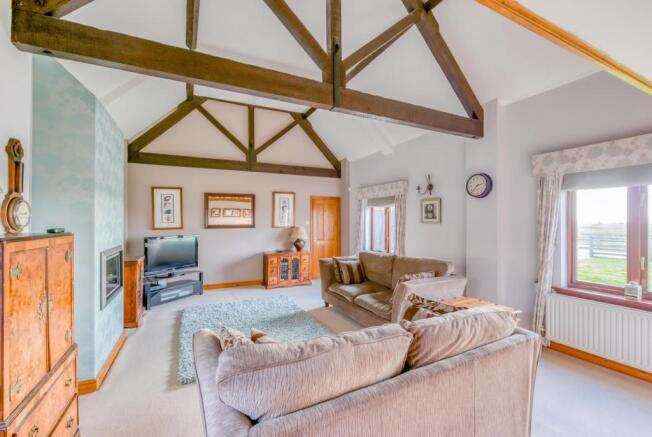 5 Bedroom Barn Conversion For Sale In Willoughby Rugby