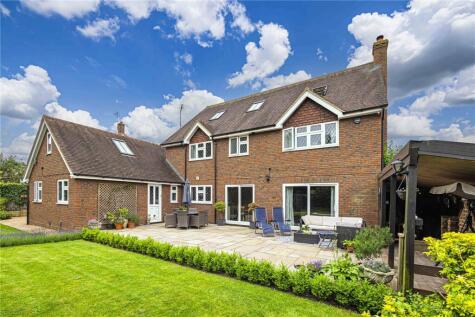 Richmond Court, Eaton Bray, Bedfordshire, LU6