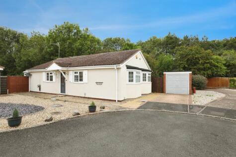 Oxford Way, Wellesbourne, Warwick