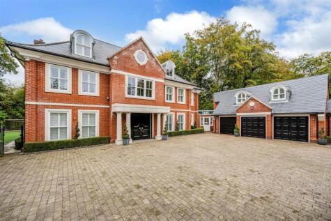 Warren Drive, Kingswood