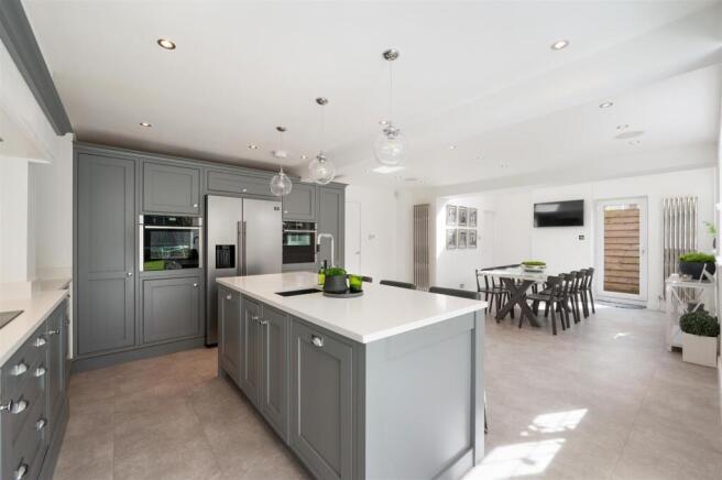 ELLINGTON WAY 3 (11).jpg