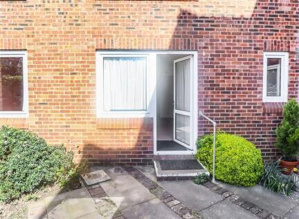 Homedell House, Harpenden, AL5