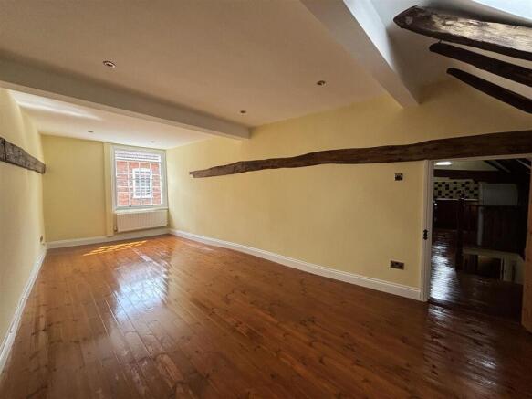 LOUNGE FLOOR.jpg