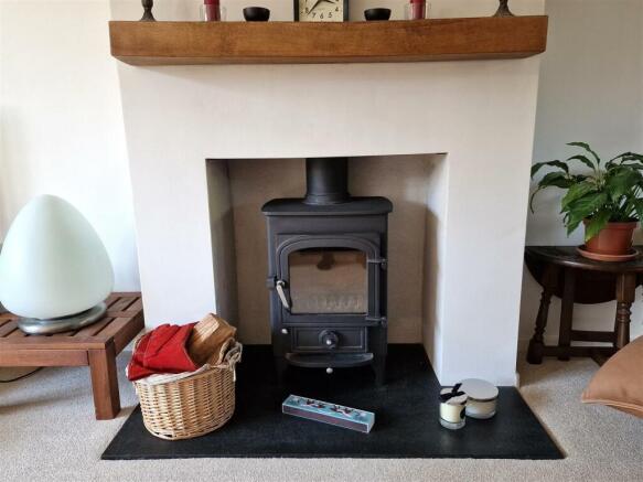 log burner.jpg