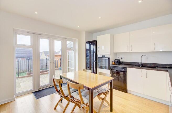 48 haystack av8
