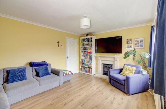 27 glebe way12