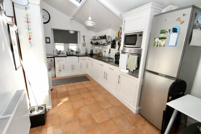 KItchen with terracotta floor