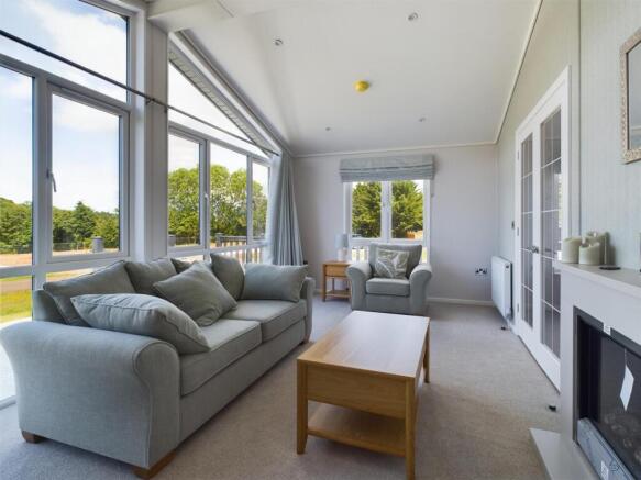 Show Lodge