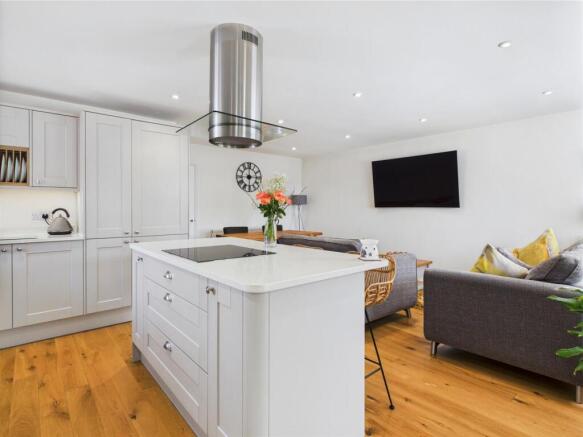 Kitchen/Lounge
