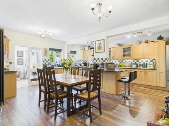Dining Kitchen