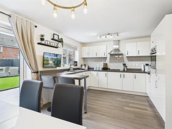 Dining Kitchen