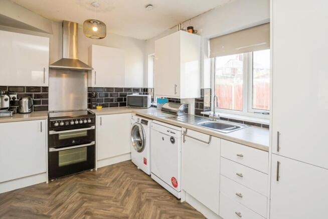 Kitchen/ Breakfast