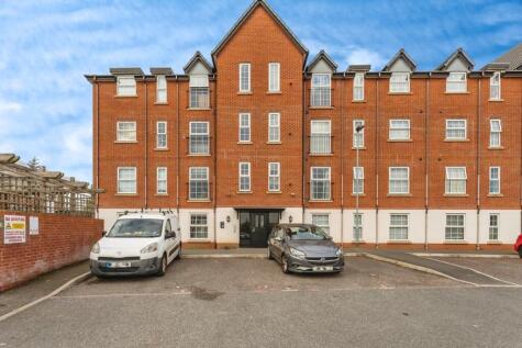 Llys Nantgarw, Wrexham, LL13