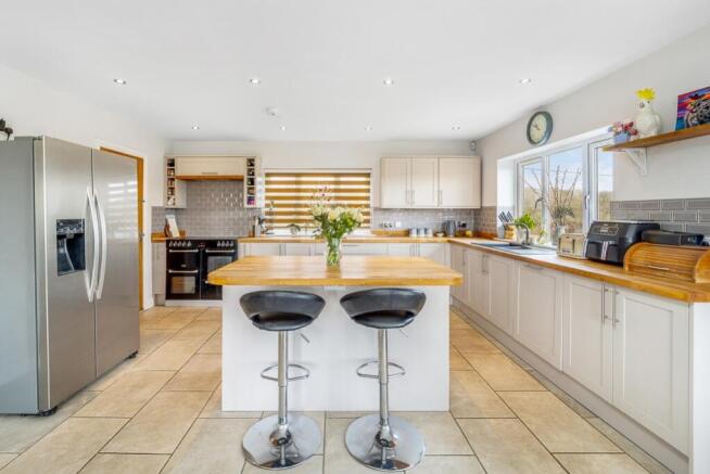 9 Woolsthorpe Road (Woolsthorpe By Colsterworth)-2