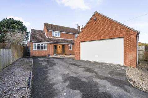 Main Road, Long Bennington, Newark, Nottinghamshire, NG23