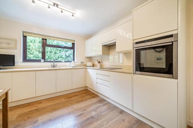 1327476-14-687945b847e23