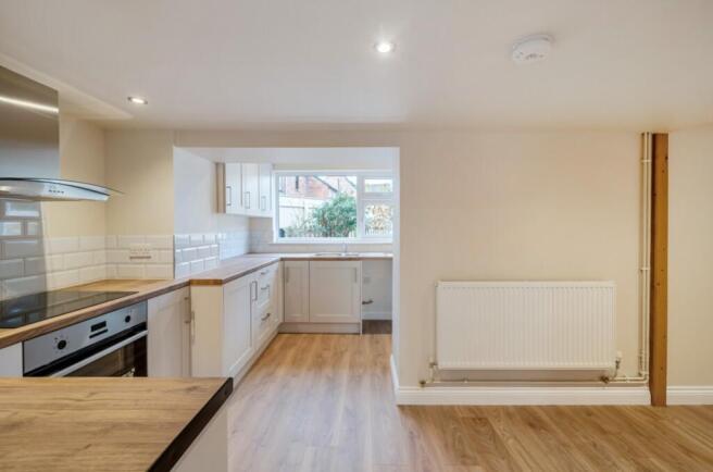 1376063-13-6911cc4046dde