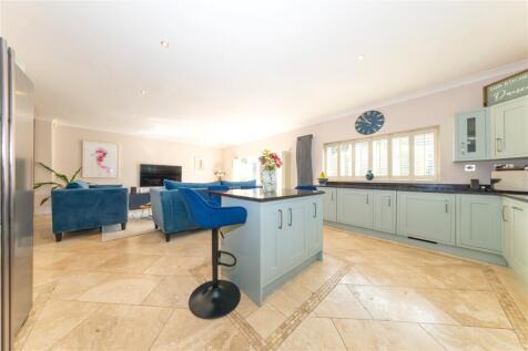 Ryecroft Way, Luton, Bedfordshire, LU2