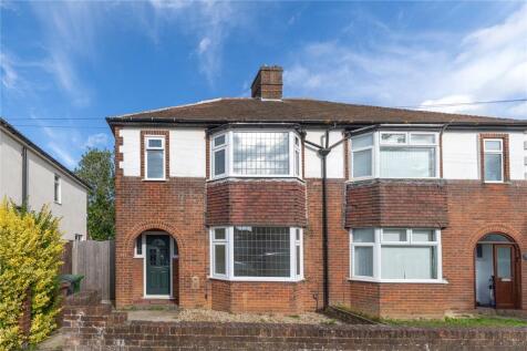 Hitchin Road, Luton, LU2