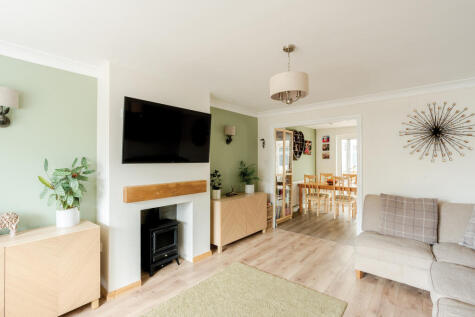 Warren Close, Bradley Stoke, Bristol, Gloucestershire