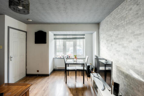 Great Meadow Road, Bradley Stoke, Bristol