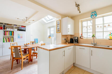 Oxbarton, Stoke Gifford, Bristol