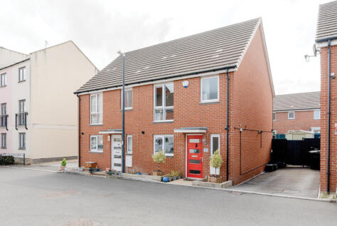 Eighteen Acre Drive, Patchway, Bristol