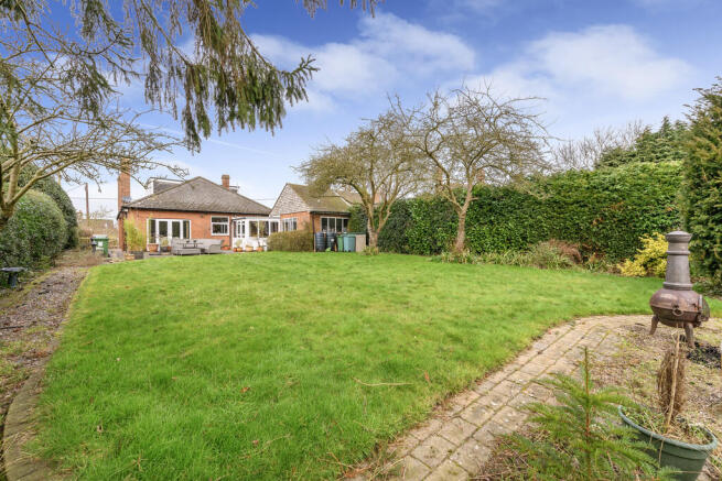 Rear Garden Towar...