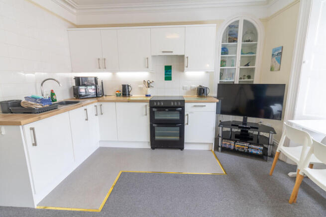 Kitchen/Diner/Lou...