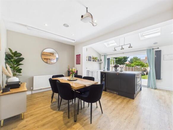 DINING KITCHEN