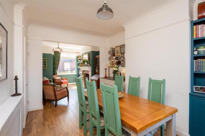 LIVING DINING