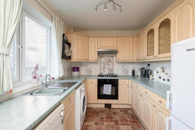 KITCHEN DINING