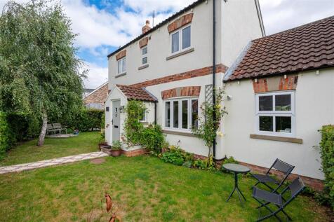 Roecliffe Court, Hessay, York, YO26 8LD