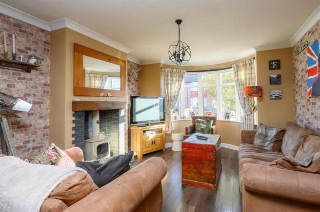 LIVING ROOM/ OPEN PLAN