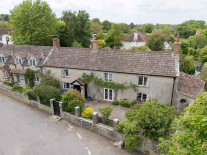 Holywell Road, Edington