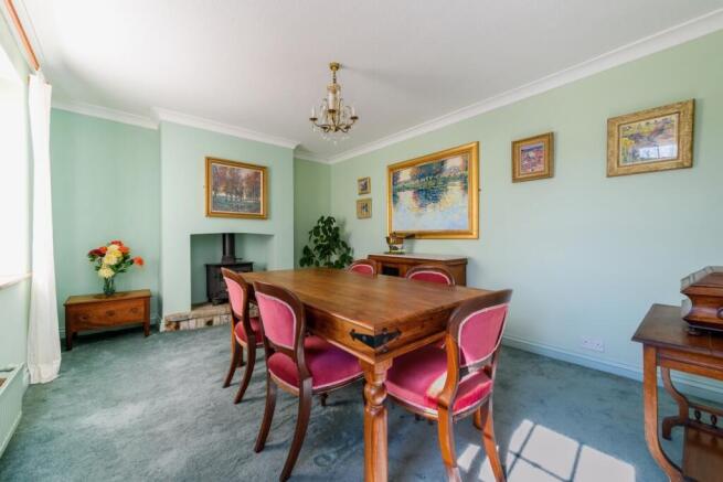 Image 52 - Dining Room