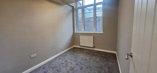 Flat 2 Riverstreet B1a.jpg