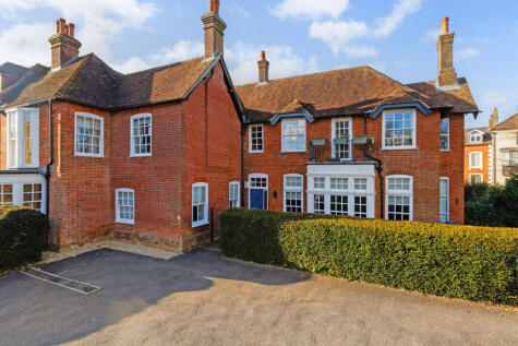 Harcourt Terrace, Salisbury, SP2