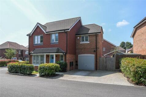 St. Legers Way, Riseley, Reading, Hampshire, RG7