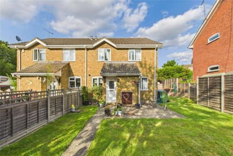 Hexham Close, Owlsmoor, Sandhurst, Berkshire, GU47