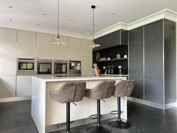 Kitchen.jpeg