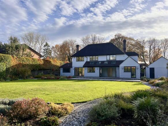 Autumnal Rear Garden.jpg