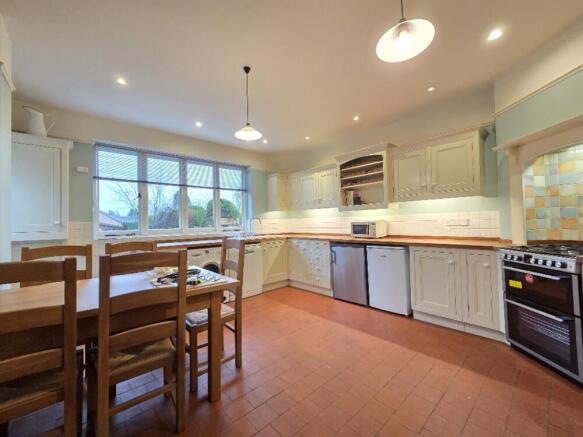 20251110_111146_resized