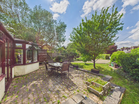 CAM02909G0-PR0429-STILL005