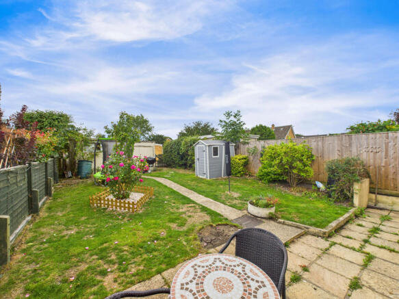 CAM02909G0-PR0458-STILL027