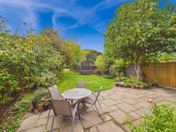 CAM01354G0-PR0594-STILL002