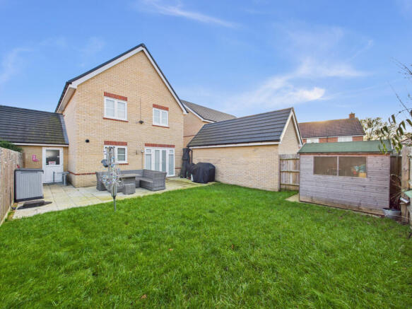 CAM01354G0-PR0628-STILL020