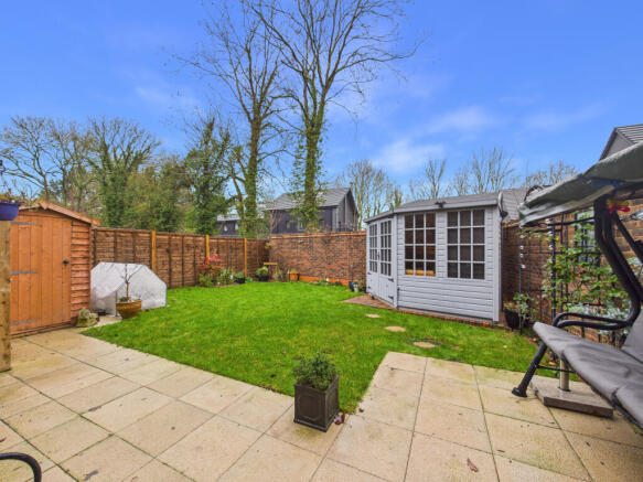 CAM01354G0-PR0644-STILL015