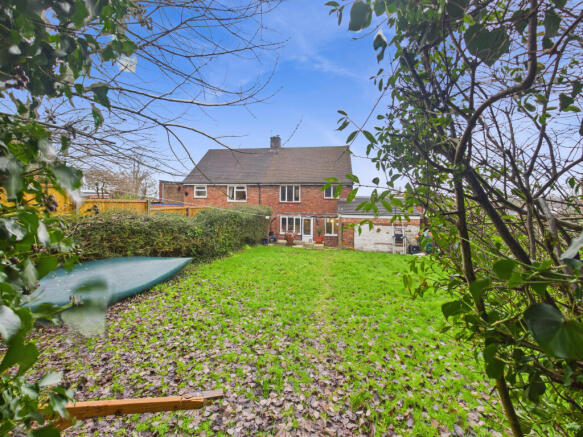 CAM01354G0-PR0637-STILL036