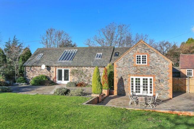 2 Bedroom Barn Conversion For In Rushey Lane Woodhouse Le12 The Property
